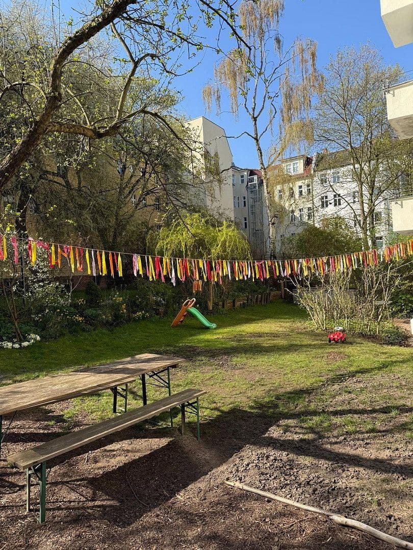 Prodej bytu 3+1 75 m², Berlin, Berlín Prodej bytu 3+1 75 m², Berlin, Berlín