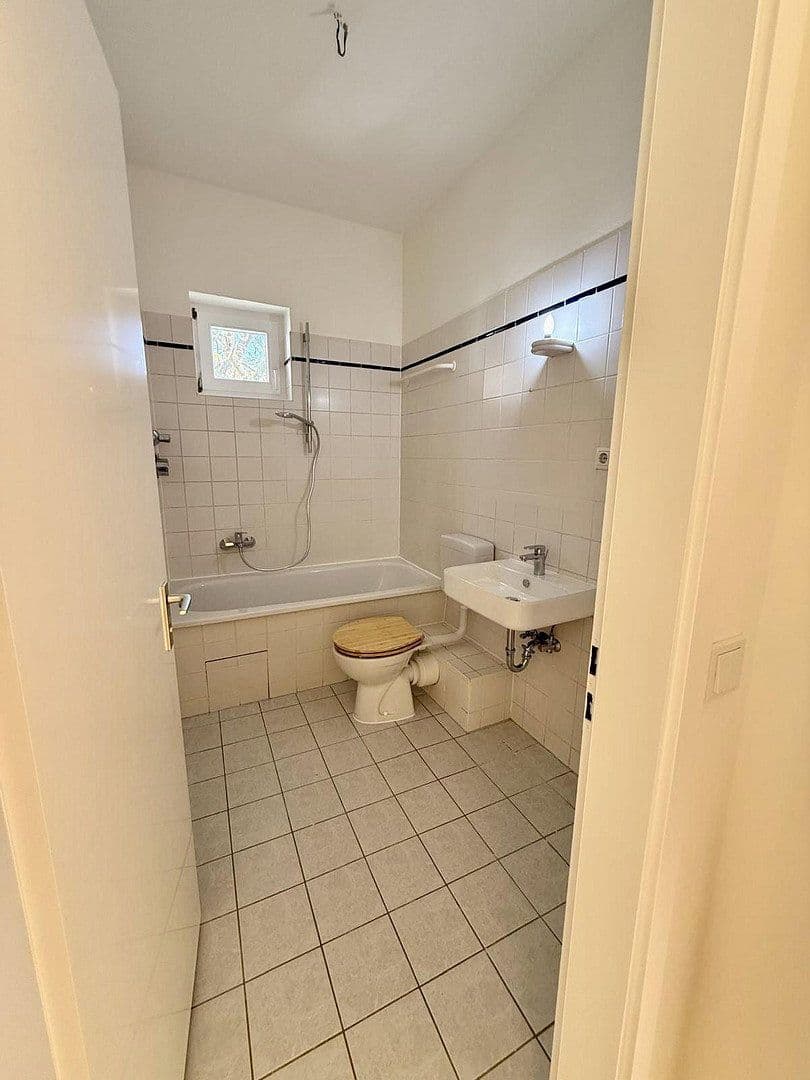 Prodej bytu 3+1 75 m², Berlin, Berlín Prodej bytu 3+1 75 m², Berlin, Berlín