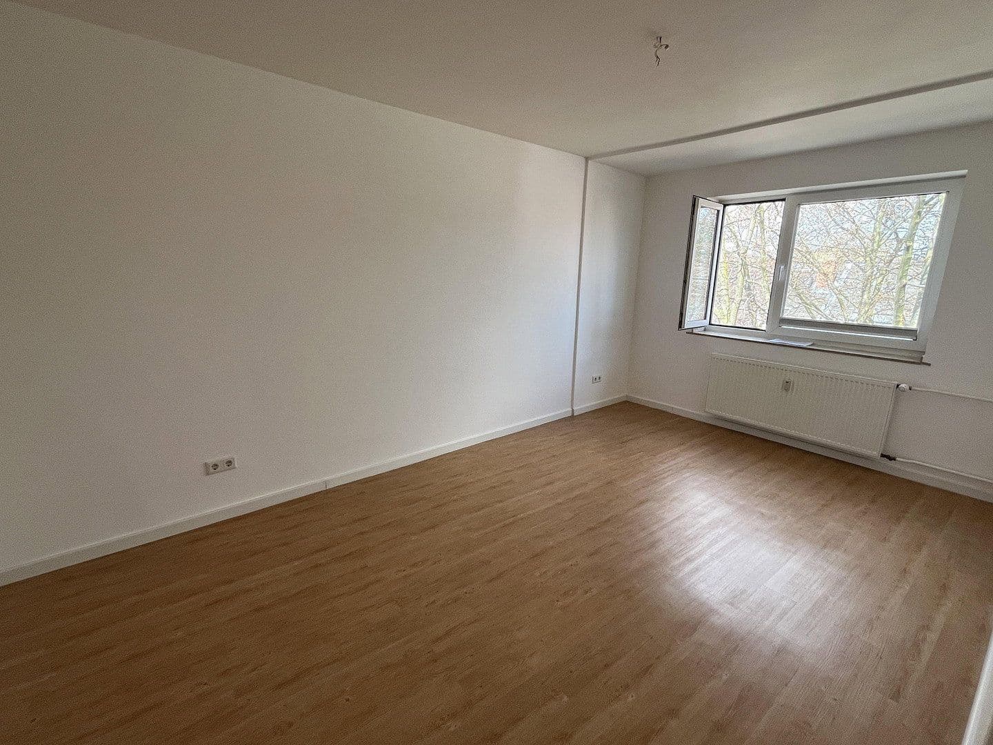 Prodej bytu 3+1 69 m², Kleine Witschgasse 16, Köln, Severní Porýní-Vestfálsko Prodej bytu 3+1 69 m², Kleine Witschgasse 16, Köln, Severní Porýní-Vestfálsko