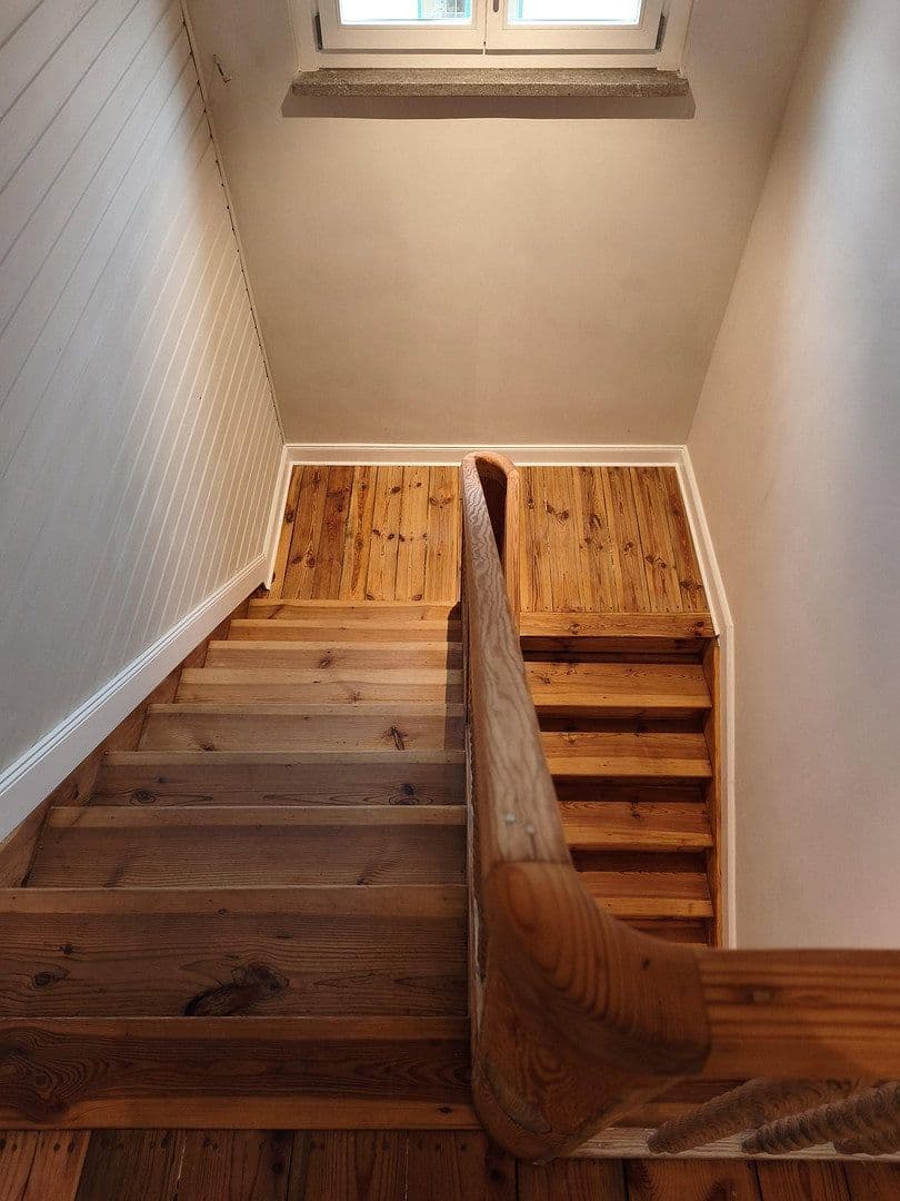 Pronájem bytu 4+1 123 m², Lessingstraße 6, Hermsdorf, Durynsko Pronájem bytu 4+1 123 m², Lessingstraße 6, Hermsdorf, Durynsko