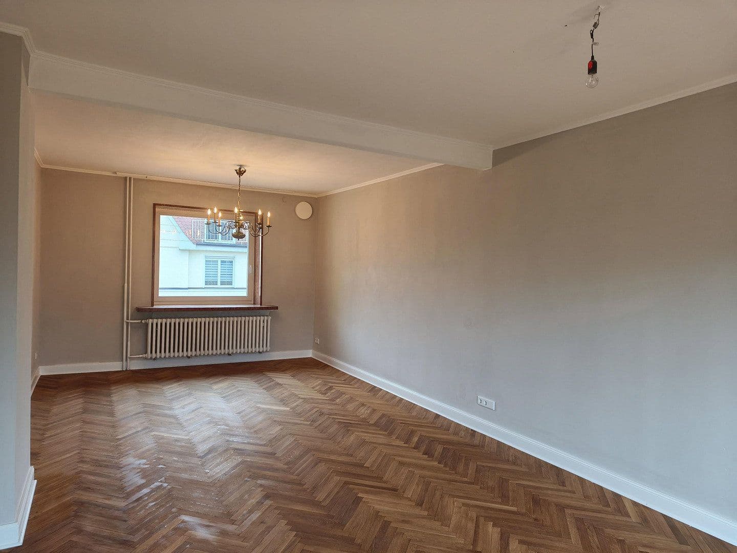 Pronájem bytu 4+1 123 m², Lessingstraße 6, Hermsdorf, Durynsko Pronájem bytu 4+1 123 m², Lessingstraße 6, Hermsdorf, Durynsko