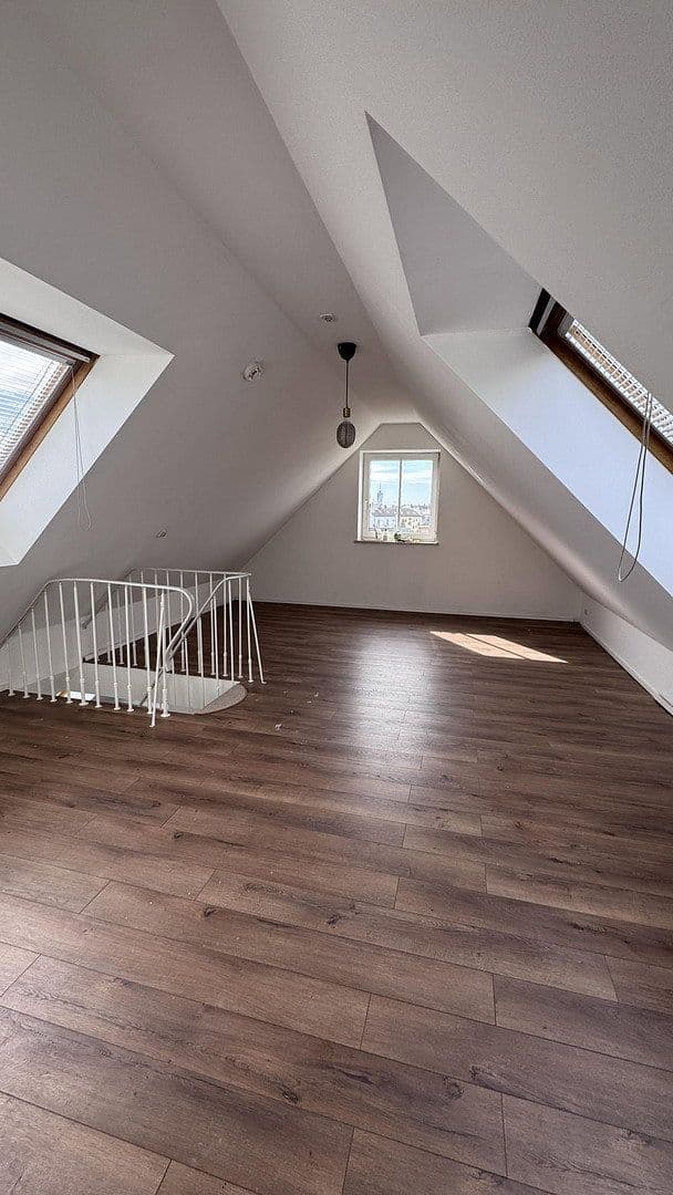 Prodej bytu 3+1 86 m², Mendelssohnstraße 1, Augsburg, Bavorsko Prodej bytu 3+1 86 m², Mendelssohnstraße 1, Augsburg, Bavorsko