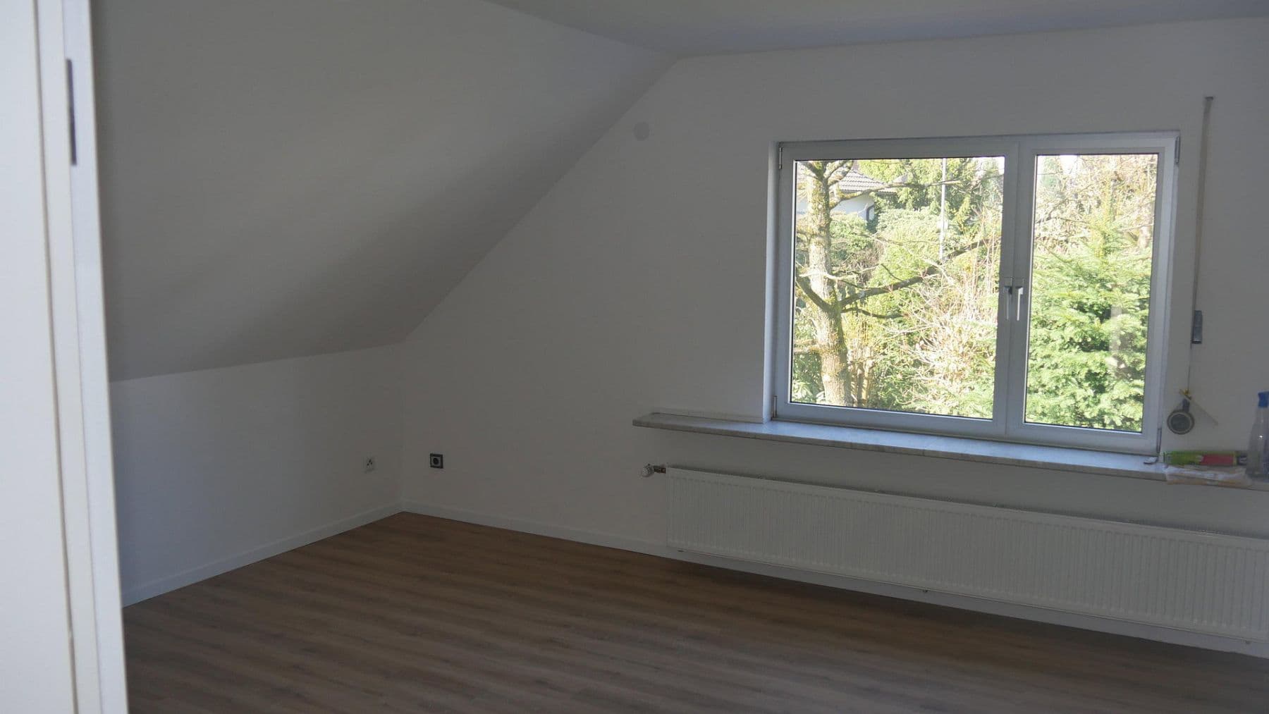 Pronájem domu 145 m², pozemek 581 m², Ratingen, Severní Porýní-Vestfálsko Pronájem domu 145 m², pozemek 581 m², Ratingen, Severní Porýní-Vestfálsko