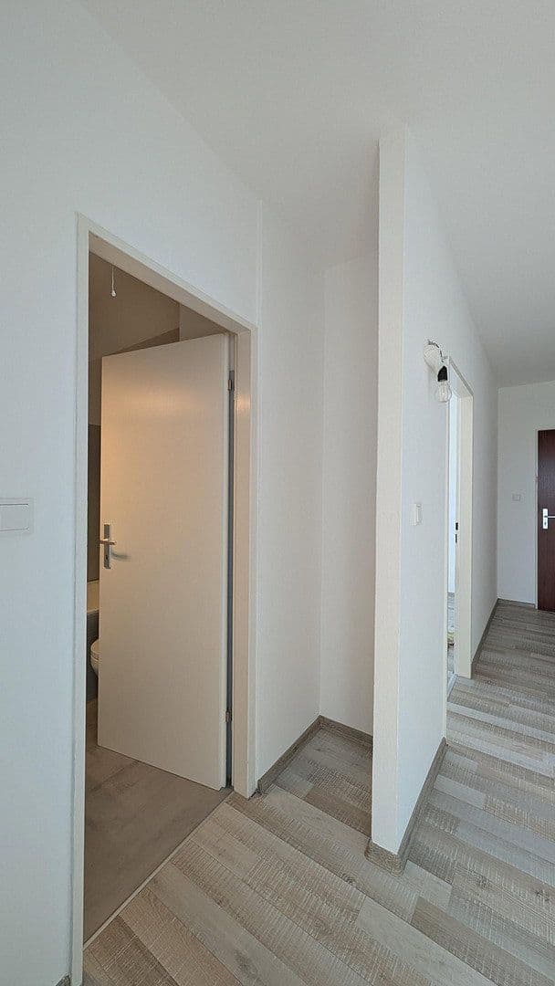 Pronájem bytu 2+1 58 m², Erlangen, Bavorsko Pronájem bytu 2+1 58 m², Erlangen, Bavorsko
