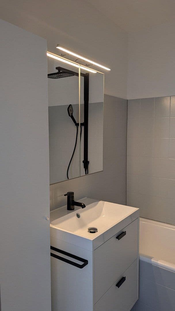 Pronájem bytu 2+1 58 m², Erlangen, Bavorsko Pronájem bytu 2+1 58 m², Erlangen, Bavorsko