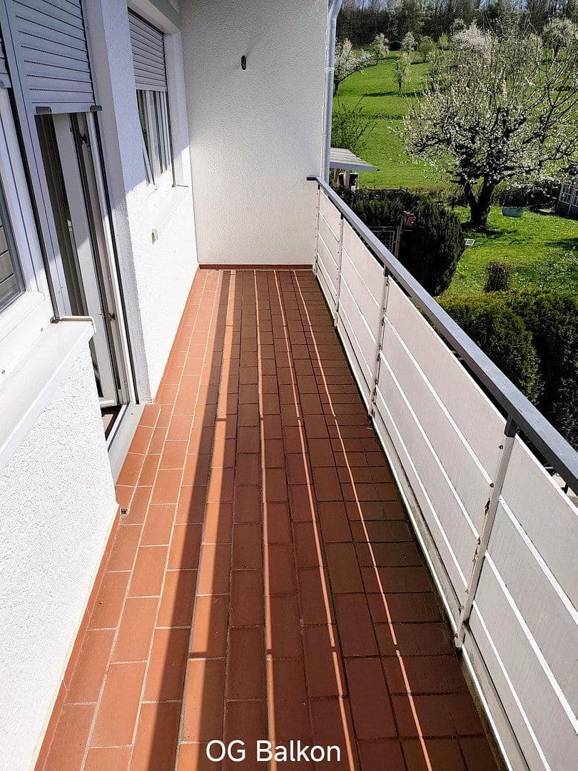 Prodej domu 130 m², pozemek 226 m², Reutlingen, Bádensko-Württembersko Prodej domu 130 m², pozemek 226 m², Reutlingen, Bádensko-Württembersko