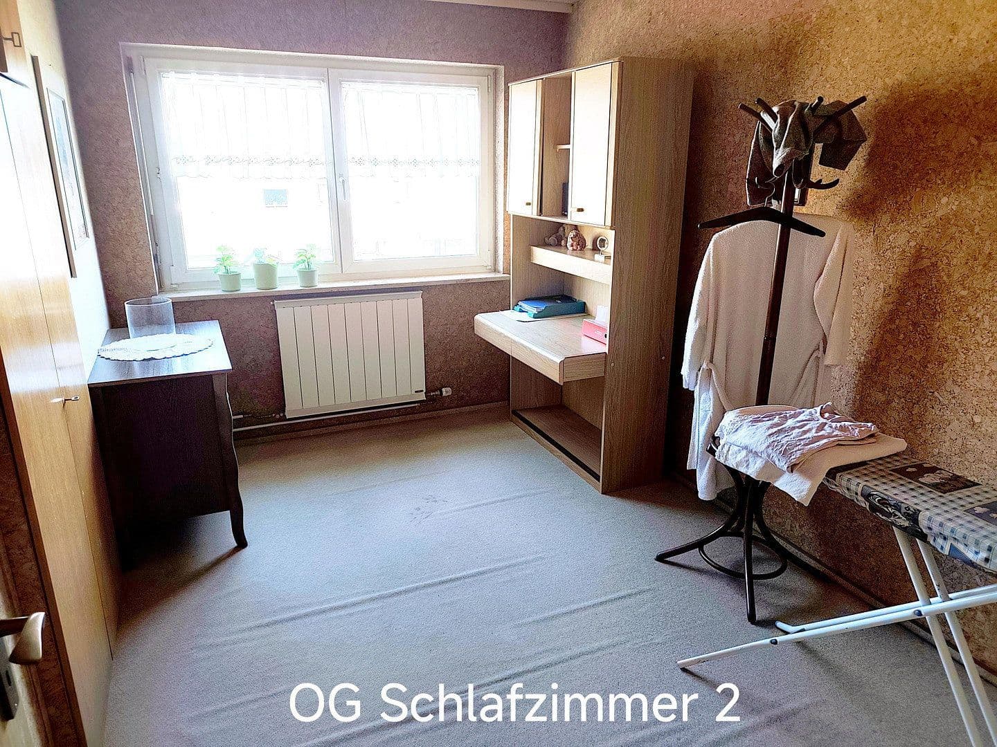 Prodej domu 130 m², pozemek 226 m², Reutlingen, Bádensko-Württembersko Prodej domu 130 m², pozemek 226 m², Reutlingen, Bádensko-Württembersko