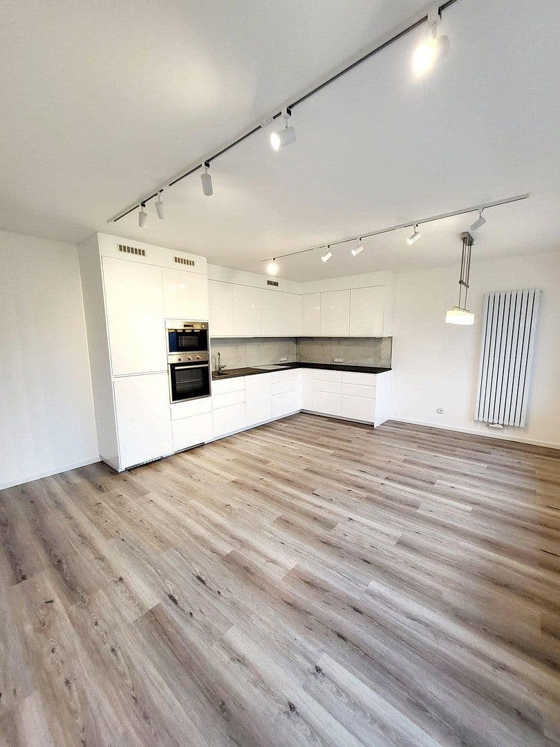 Pronájem bytu 4+1 92 m², Mulheim an der Ruhr, Severní Porýní-Vestfálsko Pronájem bytu 4+1 92 m², Mulheim an der Ruhr, Severní Porýní-Vestfálsko