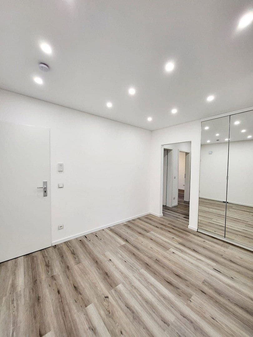 Pronájem bytu 4+1 92 m², Mulheim an der Ruhr, Severní Porýní-Vestfálsko Pronájem bytu 4+1 92 m², Mulheim an der Ruhr, Severní Porýní-Vestfálsko