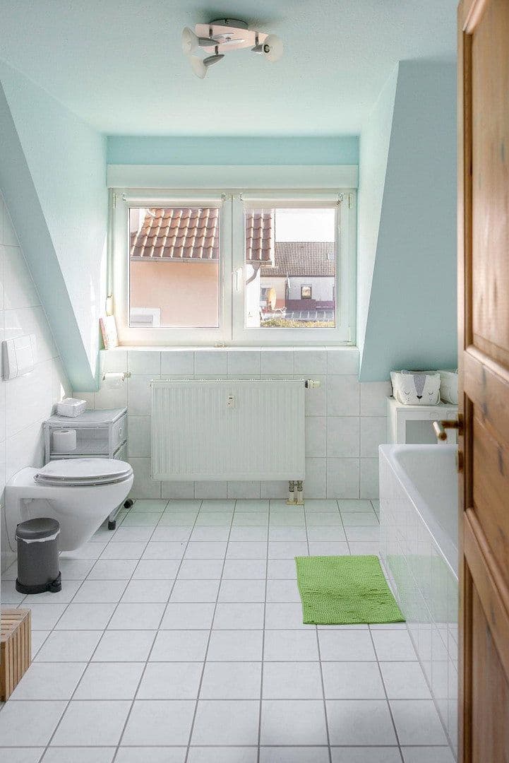 Prodej bytu 3+1 111 m², Leininger Straße 6a, Grünstadt, Porýní-Falc Prodej bytu 3+1 111 m², Leininger Straße 6a, Grünstadt, Porýní-Falc