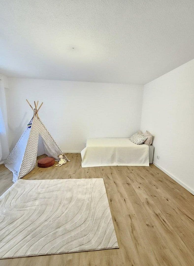Prodej domu 153 m², pozemek 196 m², Seelbach, Bádensko-Württembersko Prodej domu 153 m², pozemek 196 m², Seelbach, Bádensko-Württembersko