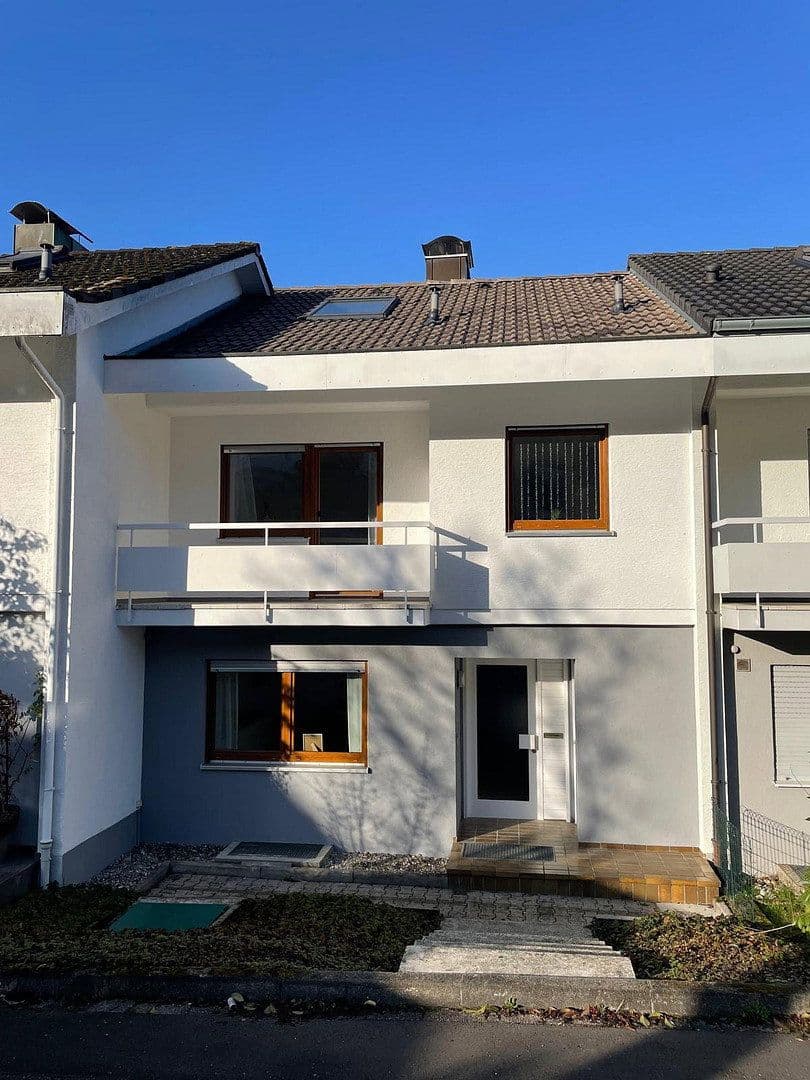 Prodej domu 153 m², pozemek 196 m², Seelbach, Bádensko-Württembersko Prodej domu 153 m², pozemek 196 m², Seelbach, Bádensko-Württembersko