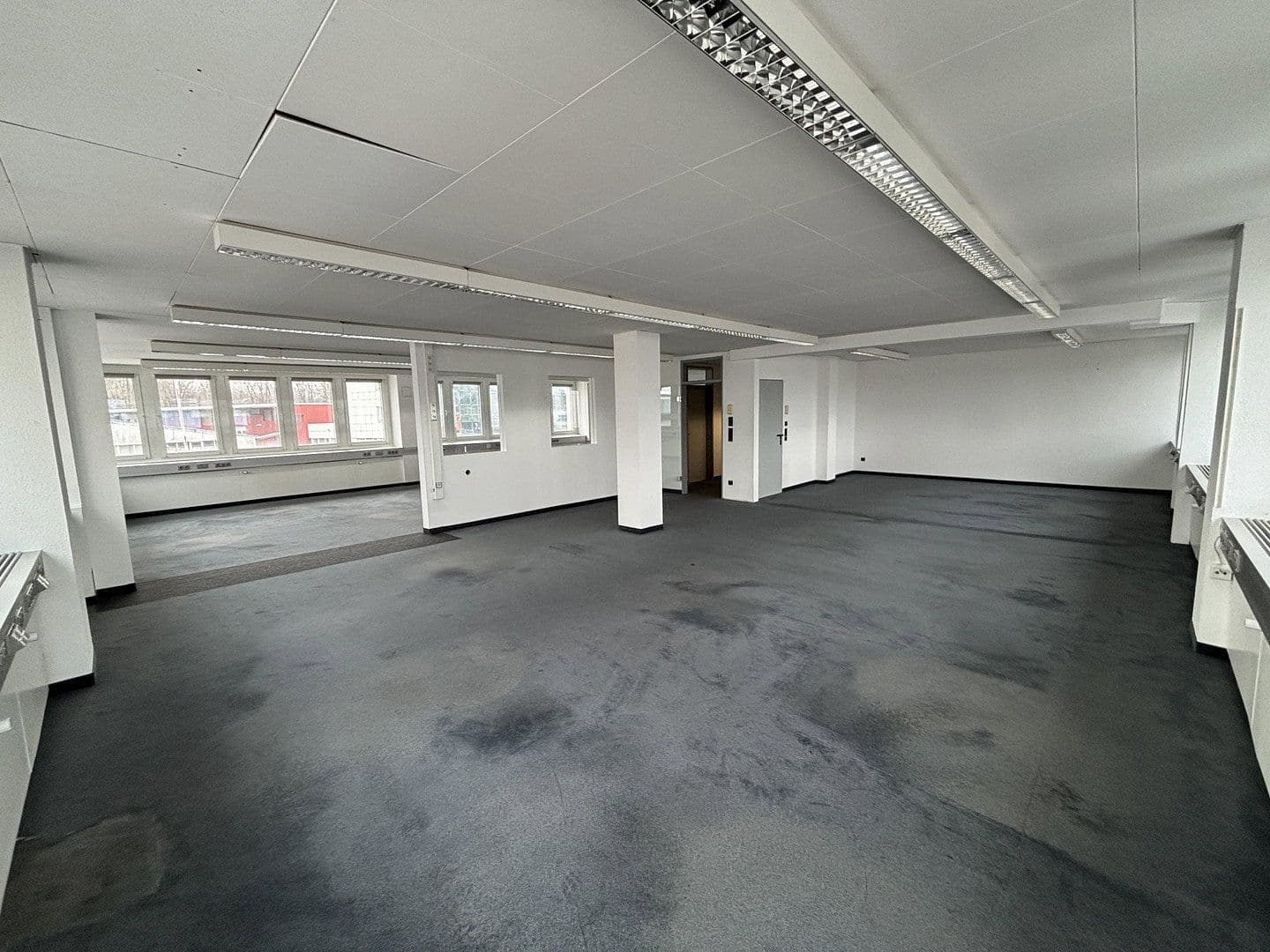 Pronájem kanceláře 646 m², Moselstr. 14, Neuss, Severní Porýní-Vestfálsko Pronájem kanceláře 646 m², Moselstr. 14, Neuss, Severní Porýní-Vestfálsko