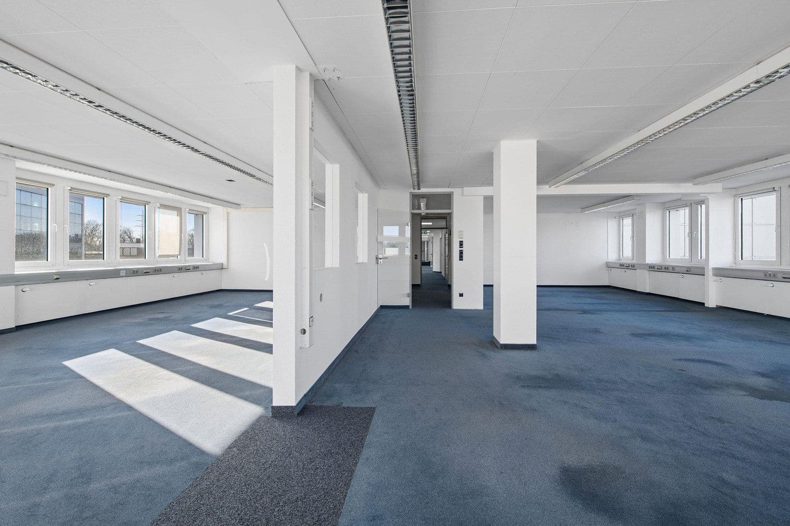Pronájem kanceláře 646 m², Moselstr. 14, Neuss, Severní Porýní-Vestfálsko Pronájem kanceláře 646 m², Moselstr. 14, Neuss, Severní Porýní-Vestfálsko