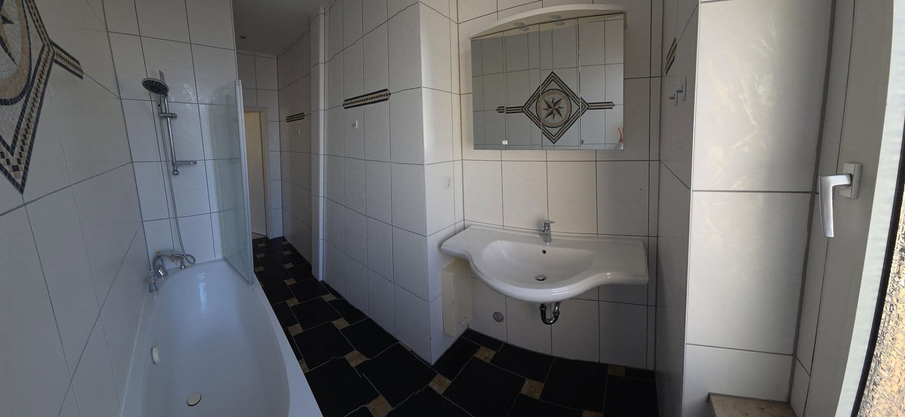 Pronájem bytu 3+1 94 m², Pestalozzistr. 1, Kulmbach, Bavorsko Pronájem bytu 3+1 94 m², Pestalozzistr. 1, Kulmbach, Bavorsko