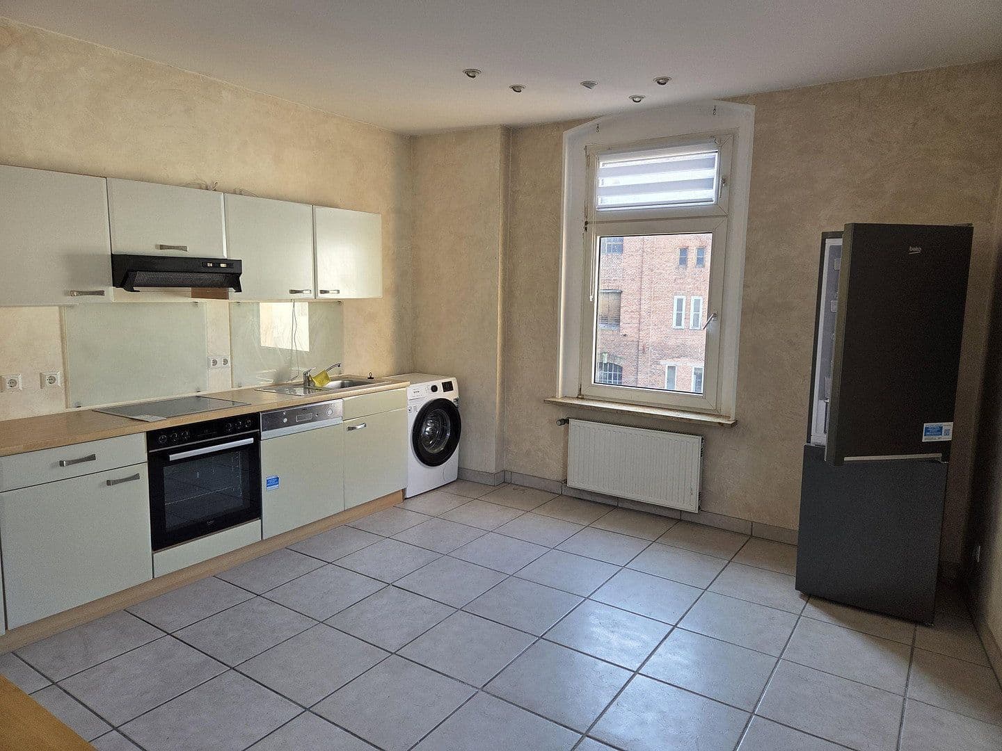 Pronájem bytu 3+1 94 m², Pestalozzistr. 1, Kulmbach, Bavorsko Pronájem bytu 3+1 94 m², Pestalozzistr. 1, Kulmbach, Bavorsko