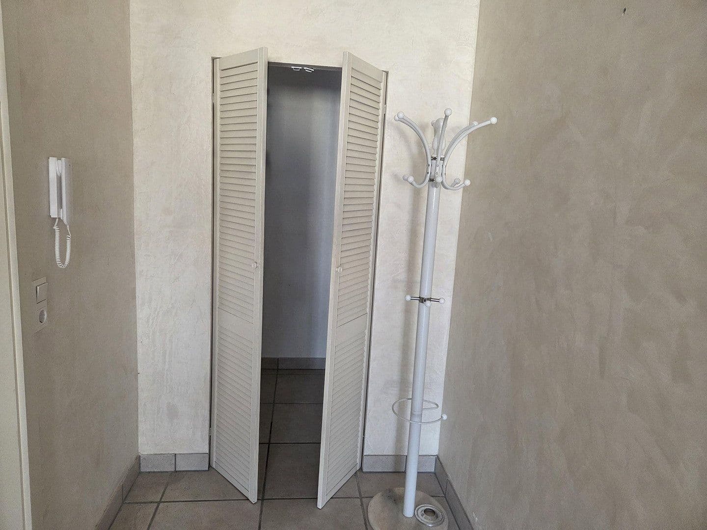 Pronájem bytu 3+1 94 m², Pestalozzistr. 1, Kulmbach, Bavorsko Pronájem bytu 3+1 94 m², Pestalozzistr. 1, Kulmbach, Bavorsko