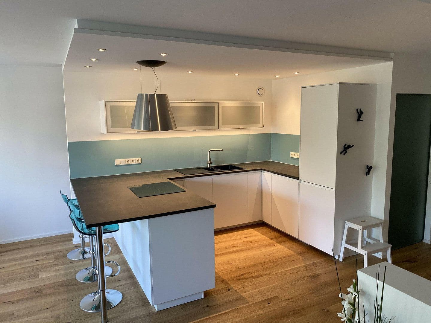 Pronájem bytu 1+kk 49 m², Neckarpromenade 16, Mannheim, Bádensko-Württembersko Pronájem bytu 1+kk 49 m², Neckarpromenade 16, Mannheim, Bádensko-Württembersko