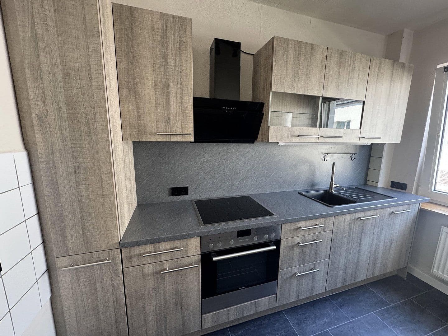 Prodej domu 308 m², pozemek 265 m², Essen, Severní Porýní-Vestfálsko Prodej domu 308 m², pozemek 265 m², Essen, Severní Porýní-Vestfálsko