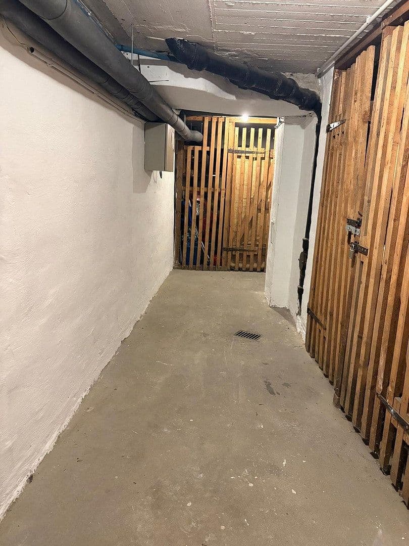 Prodej domu 308 m², pozemek 265 m², Essen, Severní Porýní-Vestfálsko Prodej domu 308 m², pozemek 265 m², Essen, Severní Porýní-Vestfálsko