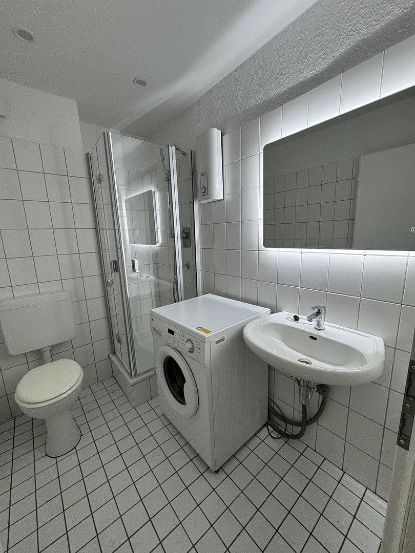 Prodej domu 308 m², pozemek 265 m², Essen, Severní Porýní-Vestfálsko Prodej domu 308 m², pozemek 265 m², Essen, Severní Porýní-Vestfálsko