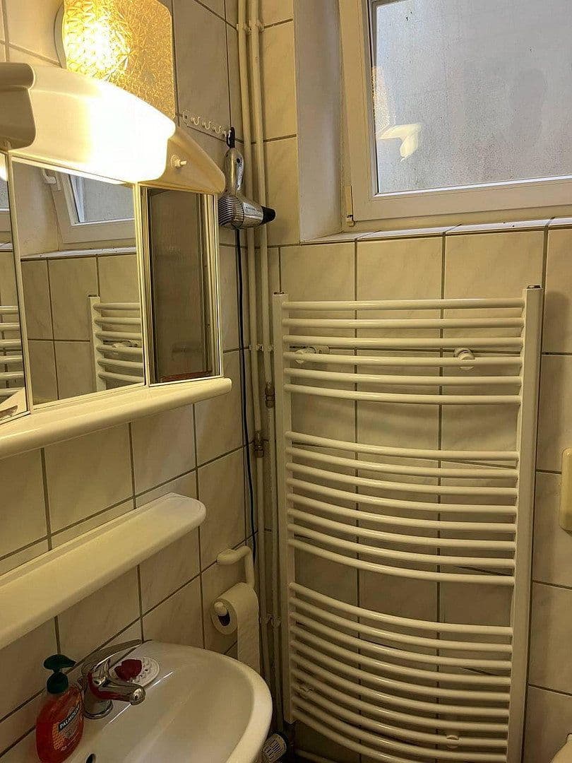 Pronájem bytu 1+kk 35 m², Kerpen, Severní Porýní-Vestfálsko Pronájem bytu 1+kk 35 m², Kerpen, Severní Porýní-Vestfálsko