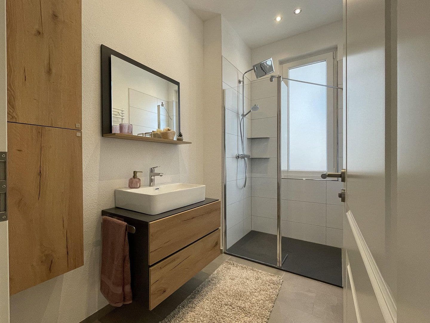 Pronájem bytu 4+1 90 m², Schillerstr. 44, Albstadt, Bádensko-Württembersko Pronájem bytu 4+1 90 m², Schillerstr. 44, Albstadt, Bádensko-Württembersko