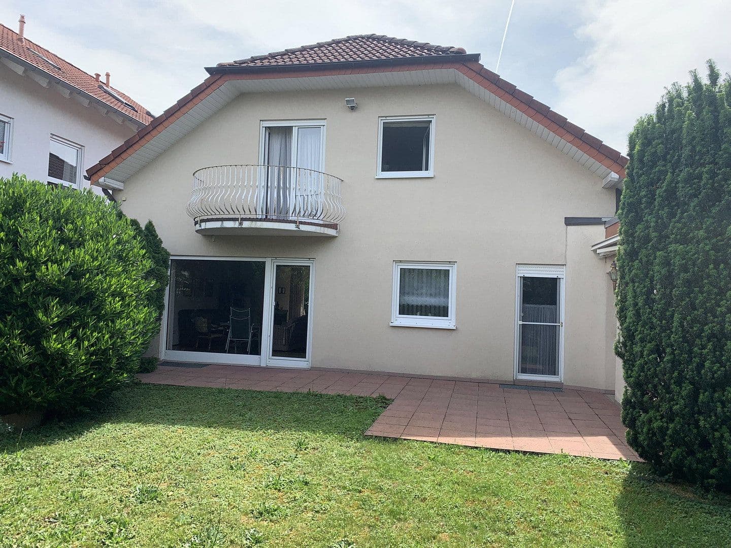 Prodej domu 161 m², pozemek 436 m², Ubstadt-Weiher, Bádensko-Württembersko Prodej domu 161 m², pozemek 436 m², Ubstadt-Weiher, Bádensko-Württembersko