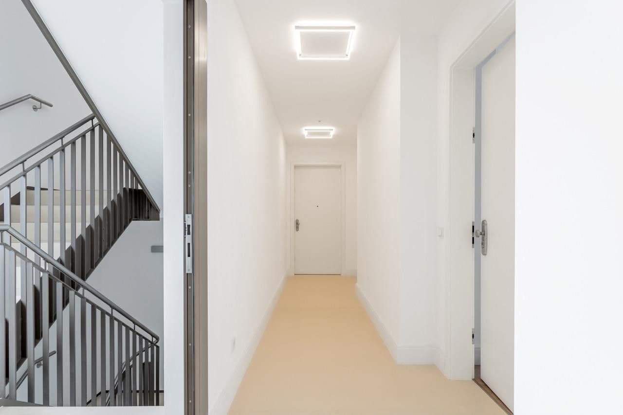 Prodej bytu 4+1 108 m², Hohenstaufenstr. 9, Berlin, Berlín Prodej bytu 4+1 108 m², Hohenstaufenstr. 9, Berlin, Berlín