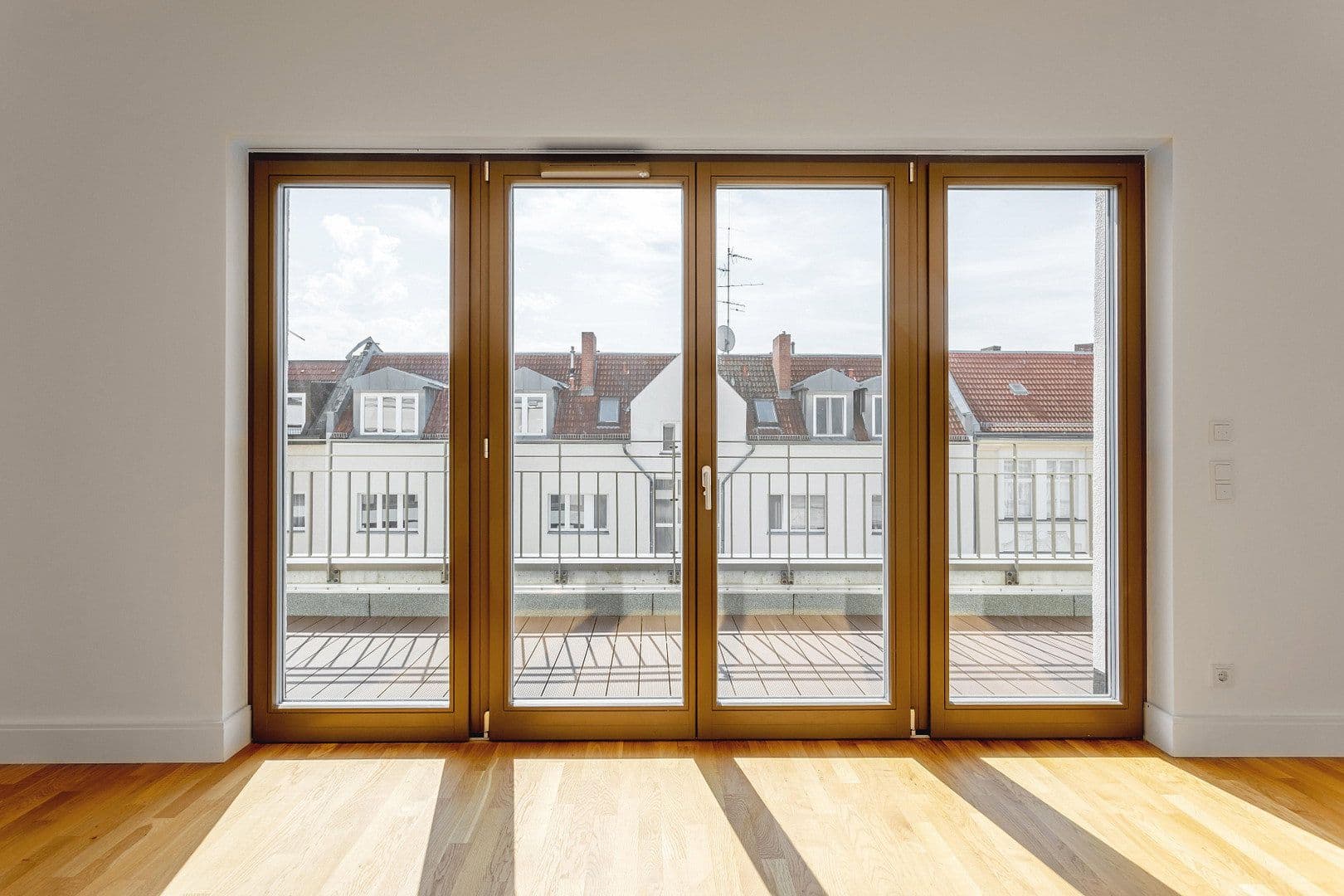 Prodej bytu 4+1 161 m², Hohenstaufenstraße 9, Berlin, Berlín Prodej bytu 4+1 161 m², Hohenstaufenstraße 9, Berlin, Berlín