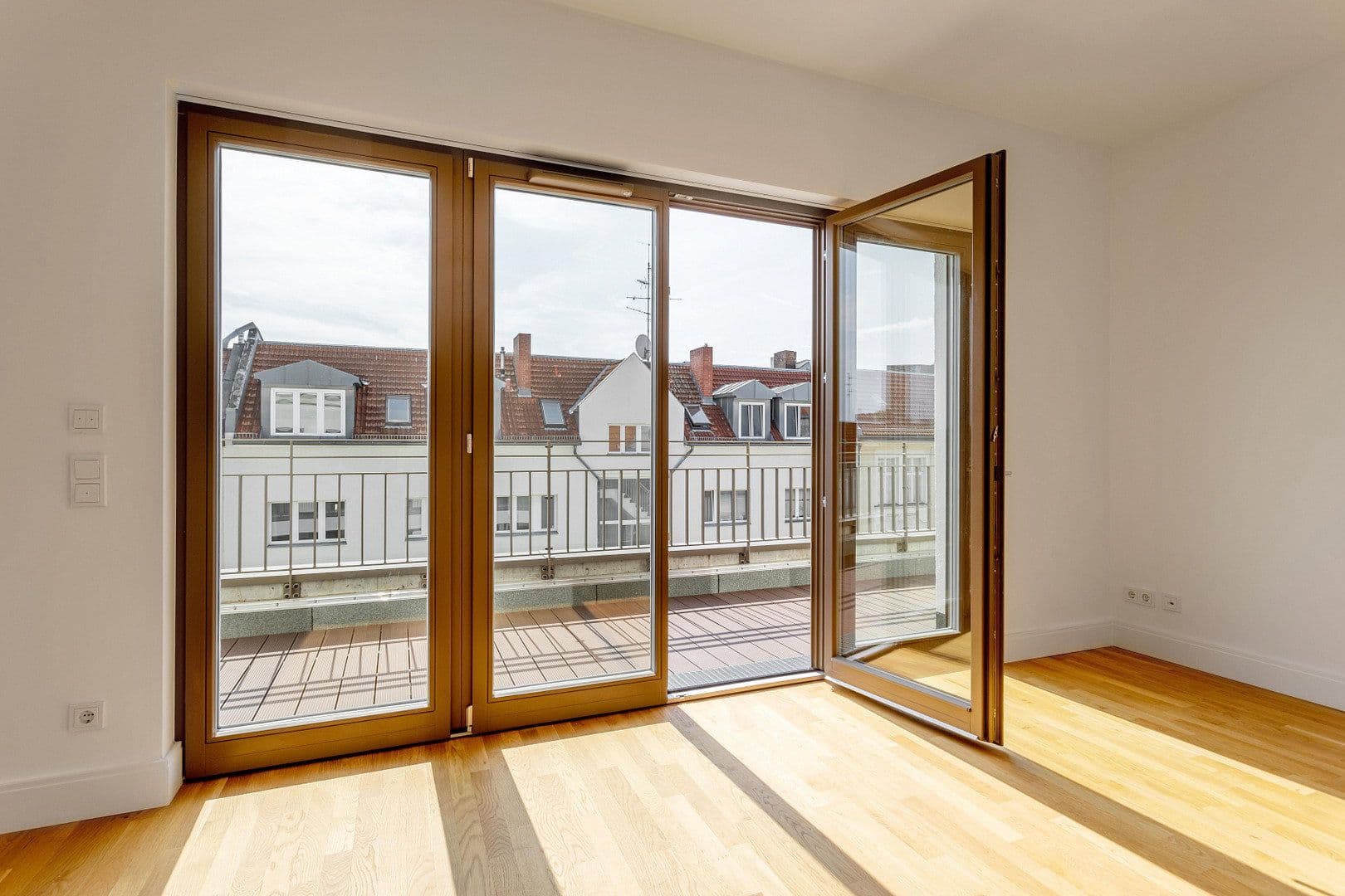 Prodej bytu 4+1 161 m², Hohenstaufenstraße 9, Berlin, Berlín Prodej bytu 4+1 161 m², Hohenstaufenstraße 9, Berlin, Berlín