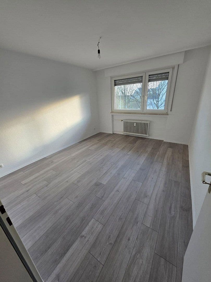 Pronájem bytu 2+1 60 m², Nordring 1, Frankfurt Bergen-Enkheim, Hessen Pronájem bytu 2+1 60 m², Nordring 1, Frankfurt Bergen-Enkheim, Hessen