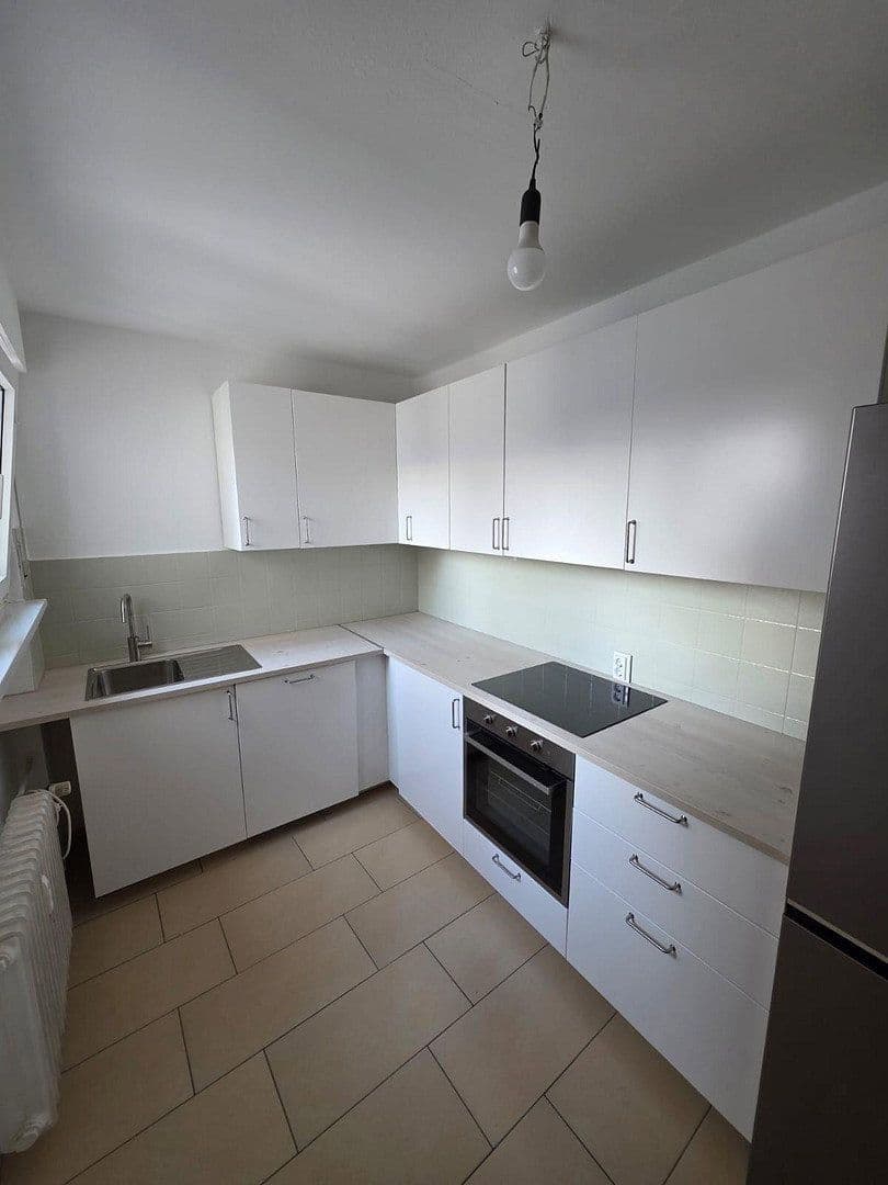 Pronájem bytu 2+1 60 m², Nordring 1, Frankfurt Bergen-Enkheim, Hessen Pronájem bytu 2+1 60 m², Nordring 1, Frankfurt Bergen-Enkheim, Hessen