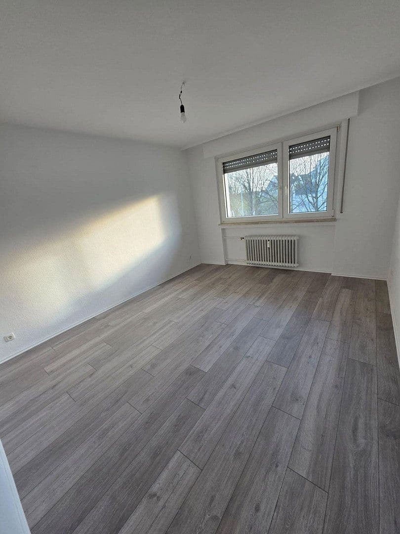 Pronájem bytu 2+1 60 m², Nordring 1, Frankfurt Bergen-Enkheim, Hessen Pronájem bytu 2+1 60 m², Nordring 1, Frankfurt Bergen-Enkheim, Hessen
