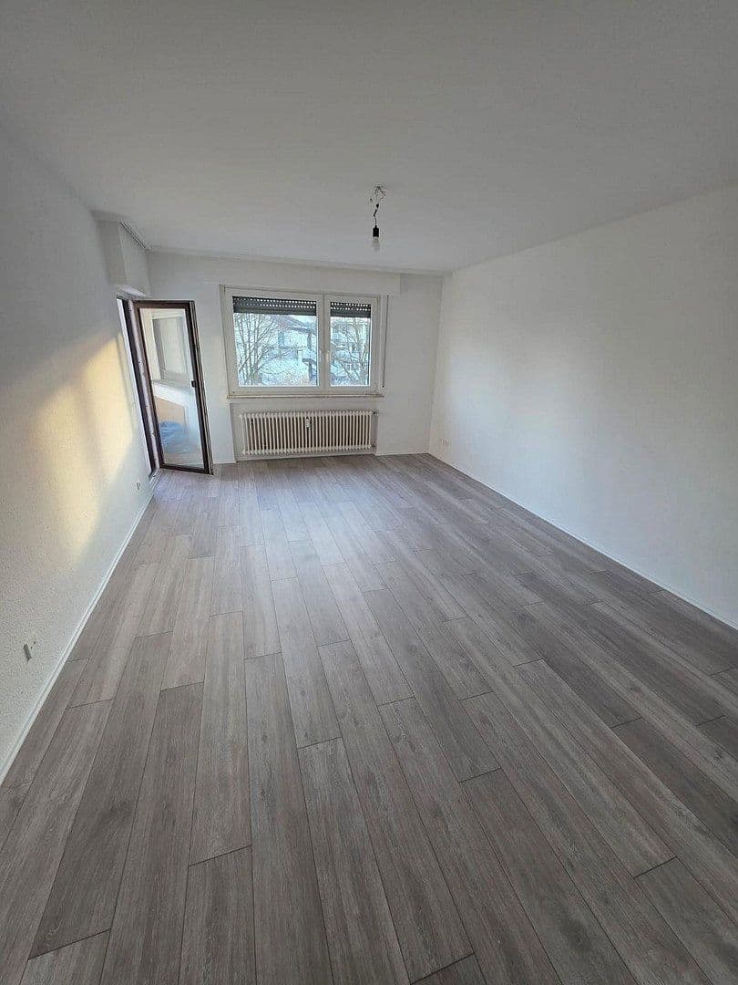 Pronájem bytu 2+1 60 m², Nordring 1, Frankfurt Bergen-Enkheim, Hessen Pronájem bytu 2+1 60 m², Nordring 1, Frankfurt Bergen-Enkheim, Hessen