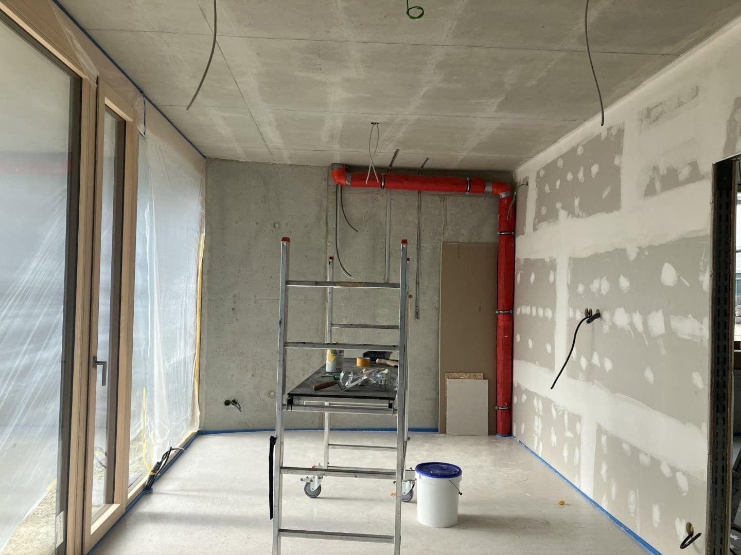 Pronájem nebytového prostoru 5.000 m², Göppingen, Bádensko-Württembersko Pronájem nebytového prostoru 5.000 m², Göppingen, Bádensko-Württembersko