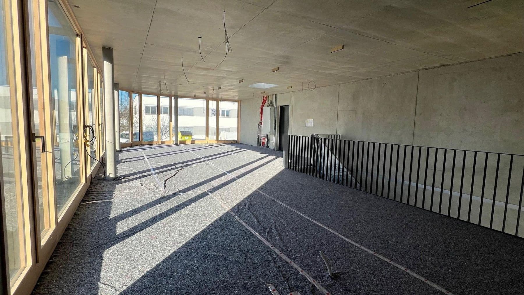 Pronájem nebytového prostoru 5.000 m², Göppingen, Bádensko-Württembersko Pronájem nebytového prostoru 5.000 m², Göppingen, Bádensko-Württembersko