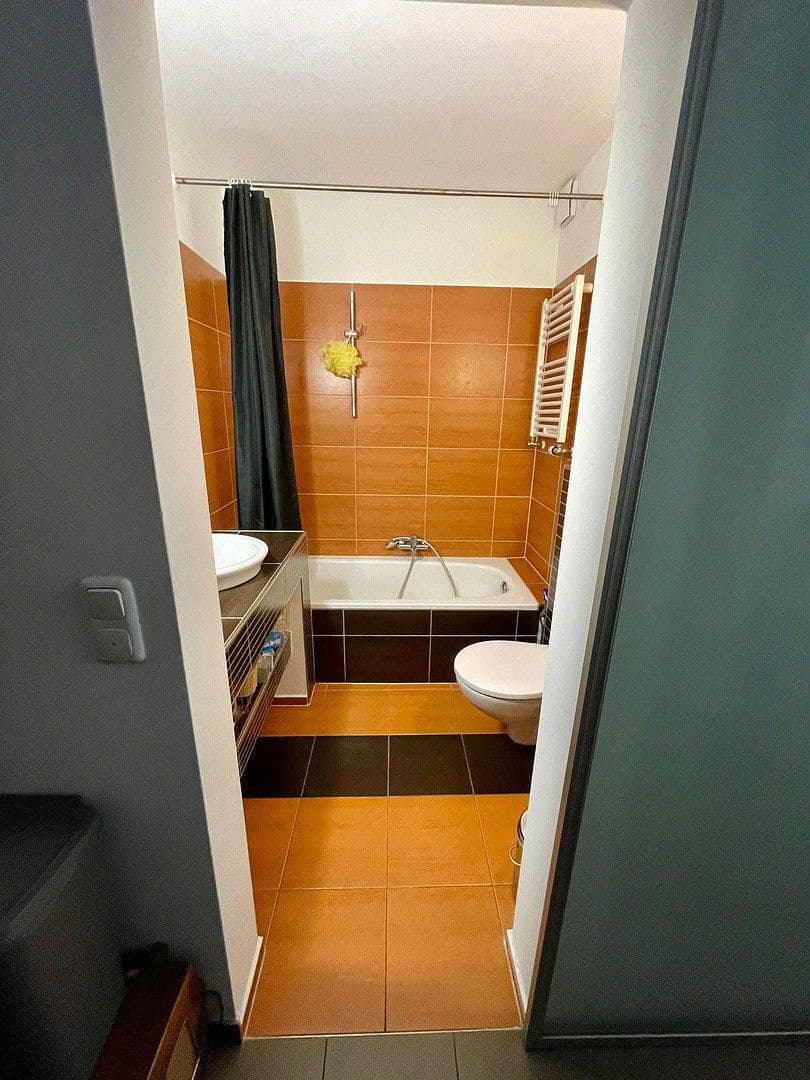 Pronájem bytu 2+1 42 m², Spichernstr. 24, Essen, Severní Porýní-Vestfálsko Pronájem bytu 2+1 42 m², Spichernstr. 24, Essen, Severní Porýní-Vestfálsko