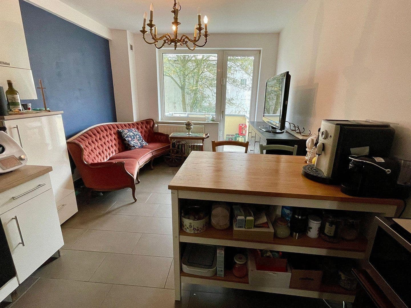 Pronájem bytu 2+1 42 m², Spichernstr. 24, Essen, Severní Porýní-Vestfálsko Pronájem bytu 2+1 42 m², Spichernstr. 24, Essen, Severní Porýní-Vestfálsko