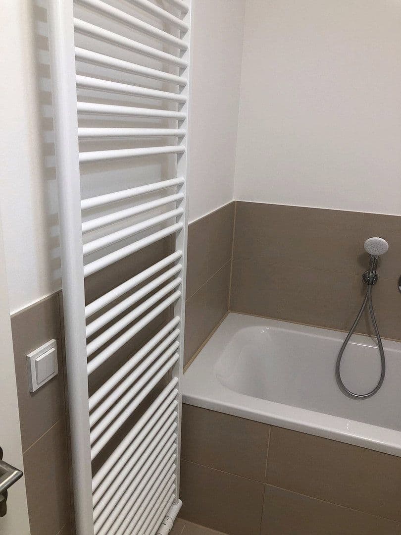 Pronájem bytu 2+1 58 m², Berlin, Berlín Pronájem bytu 2+1 58 m², Berlin, Berlín