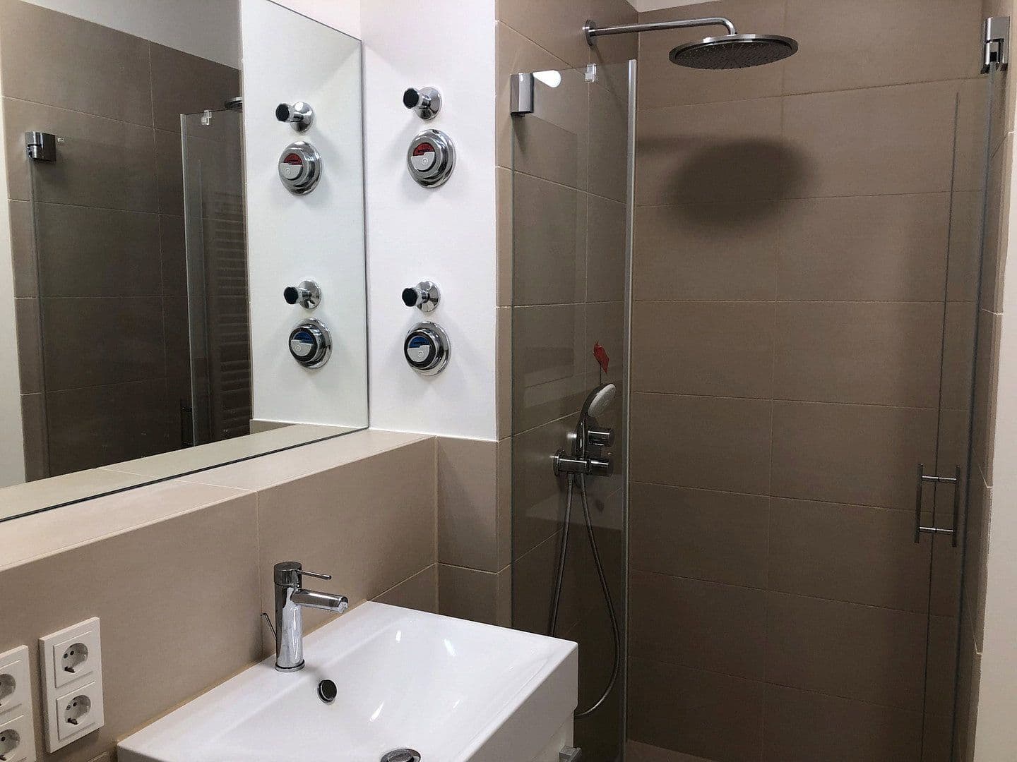 Pronájem bytu 2+1 58 m², Berlin, Berlín Pronájem bytu 2+1 58 m², Berlin, Berlín