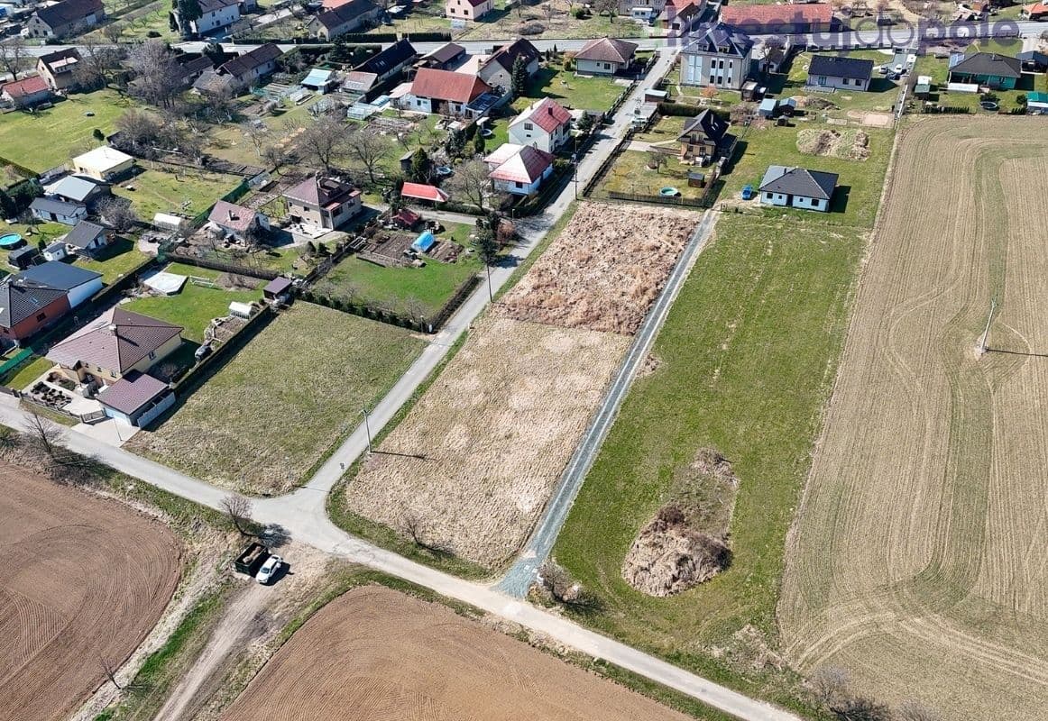 Prodej pozemku 1.527 m², Zbizuby, Středočeský kraj Prodej pozemku 1.527 m², Zbizuby, Středočeský kraj