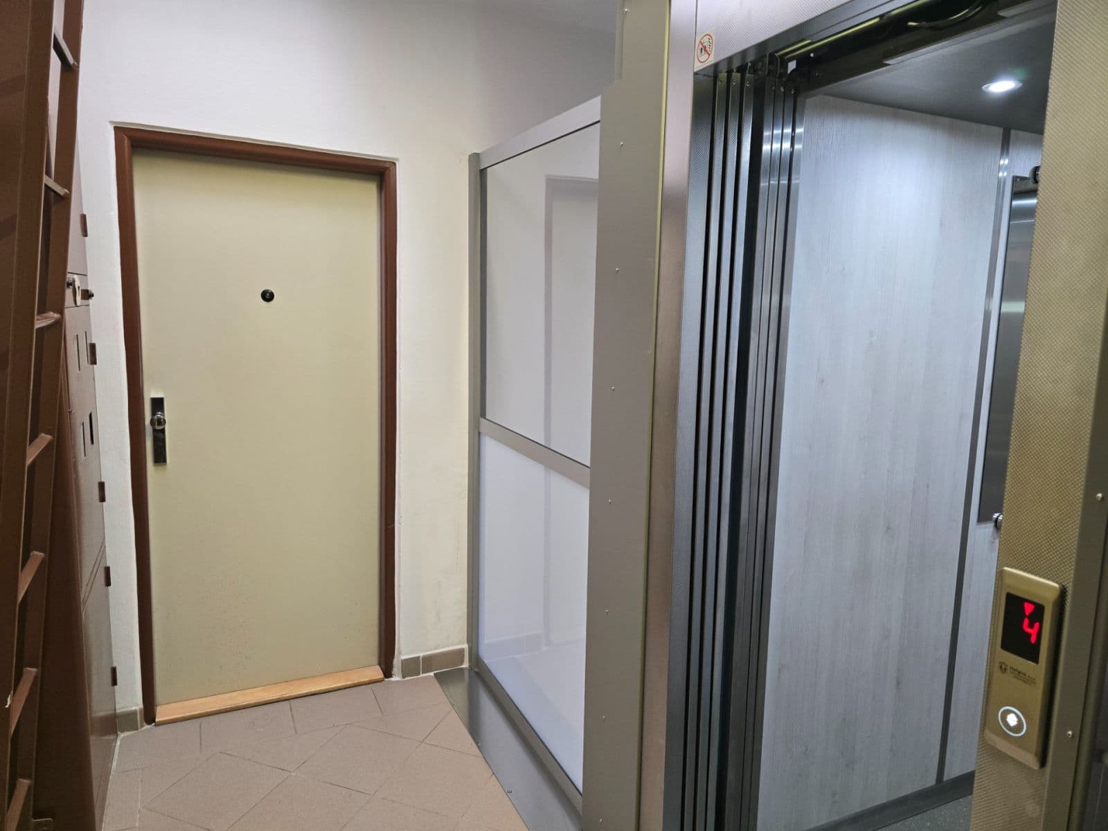 Prodej bytu 3+1 68 m², Špičák, Český Krumlov, Jihočeský kraj Prodej bytu 3+1 68 m², Špičák, Český Krumlov, Jihočeský kraj