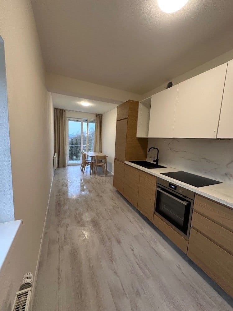 Pronájem bytu 1+1 39 m², Nová Role, Karlovarský kraj Pronájem bytu 1+1 39 m², Nová Role, Karlovarský kraj