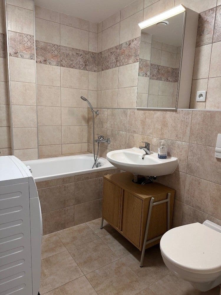 Pronájem bytu 1+1 39 m², Nová Role, Karlovarský kraj Pronájem bytu 1+1 39 m², Nová Role, Karlovarský kraj