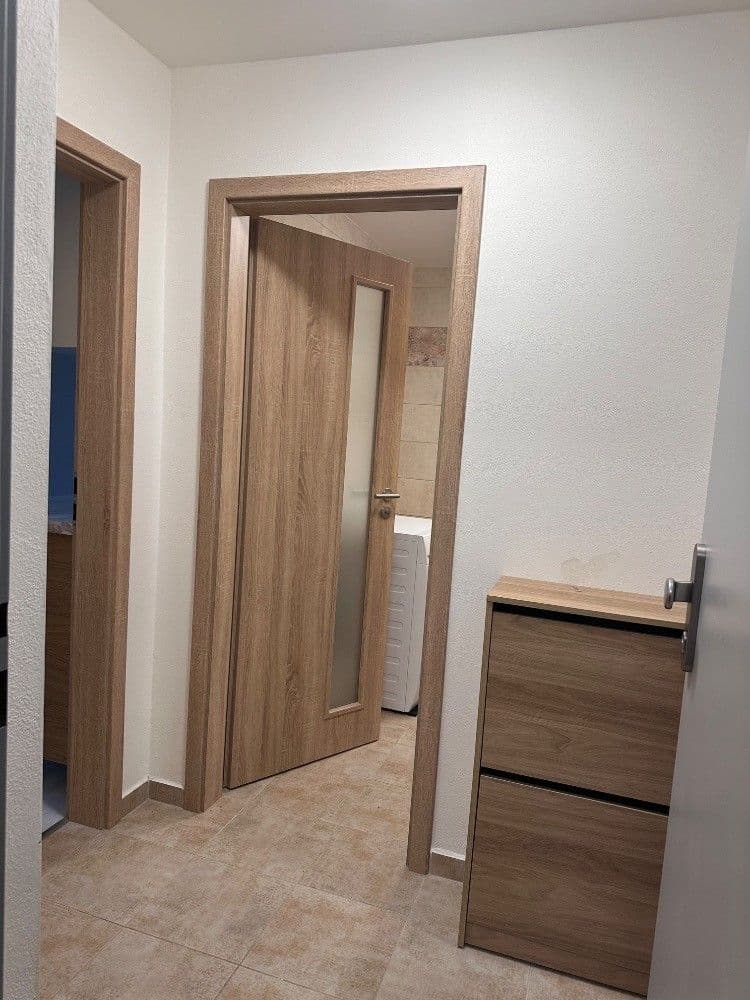 Pronájem bytu 1+1 39 m², Nová Role, Karlovarský kraj Pronájem bytu 1+1 39 m², Nová Role, Karlovarský kraj