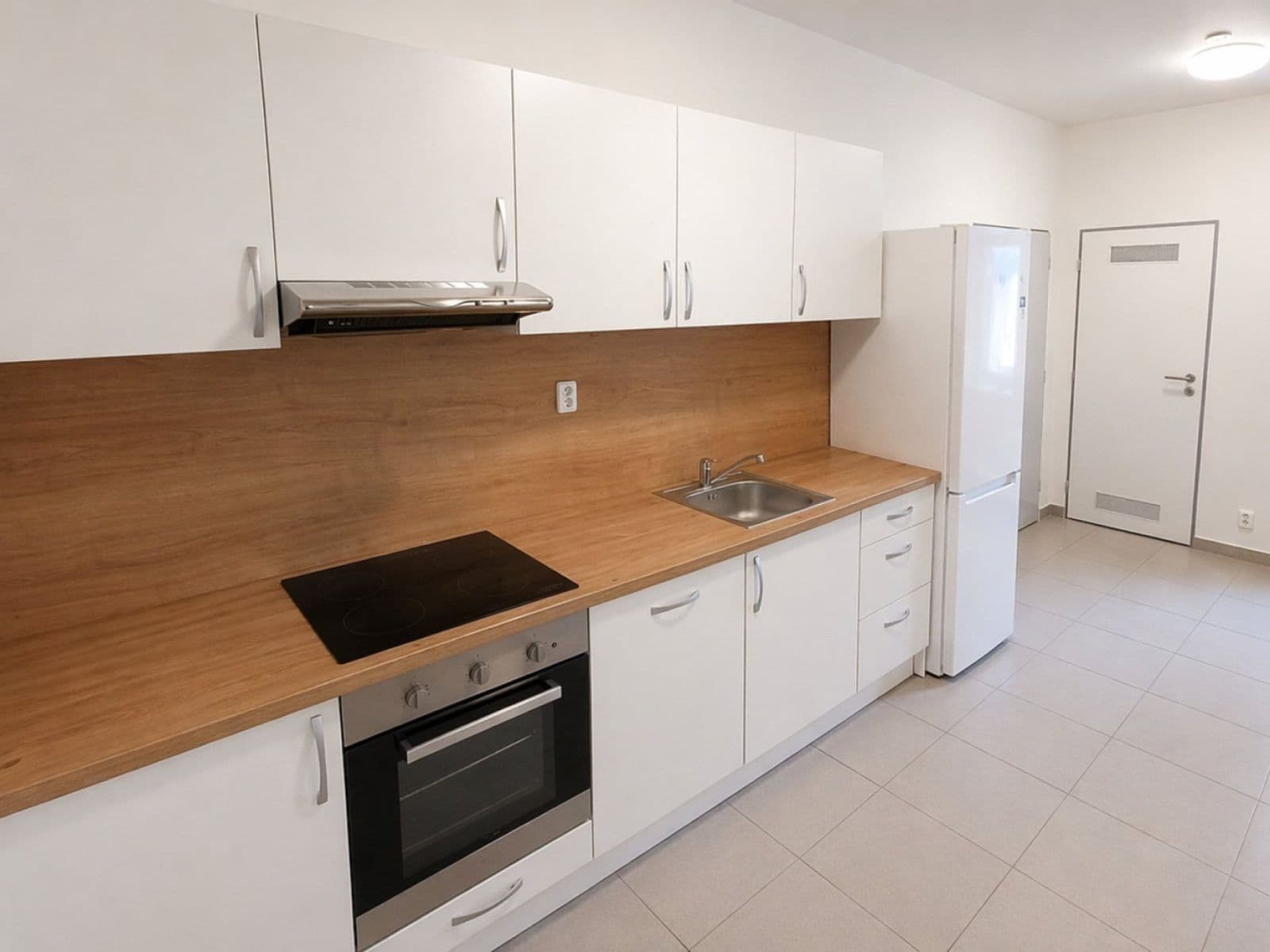 Pronájem bytu 2+1 74 m², Vlhká, Brno, Jihomoravský kraj Pronájem bytu 2+1 74 m², Vlhká, Brno, Jihomoravský kraj