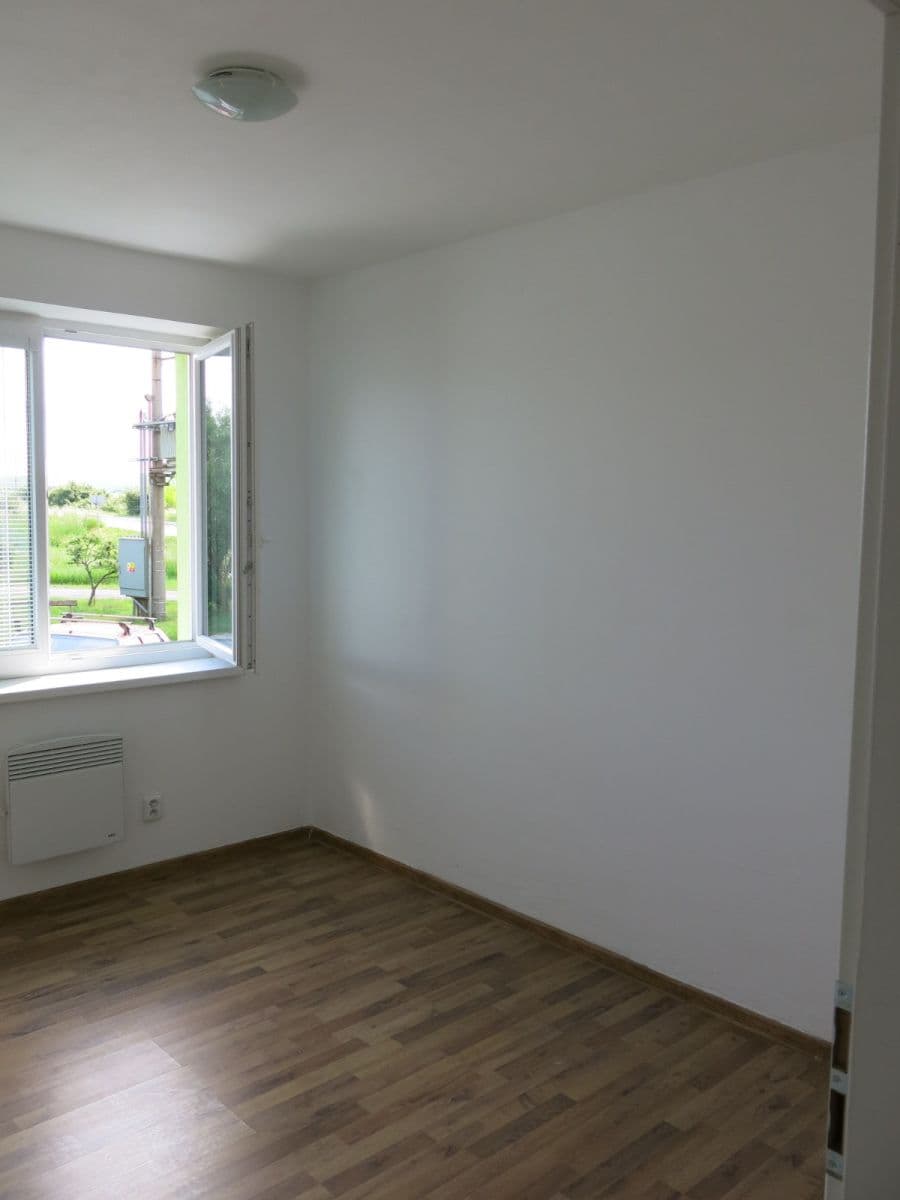 Pronájem bytu 2+kk 44 m², Sportovní, Zbýšov, Jihomoravský kraj Pronájem bytu 2+kk 44 m², Sportovní, Zbýšov, Jihomoravský kraj