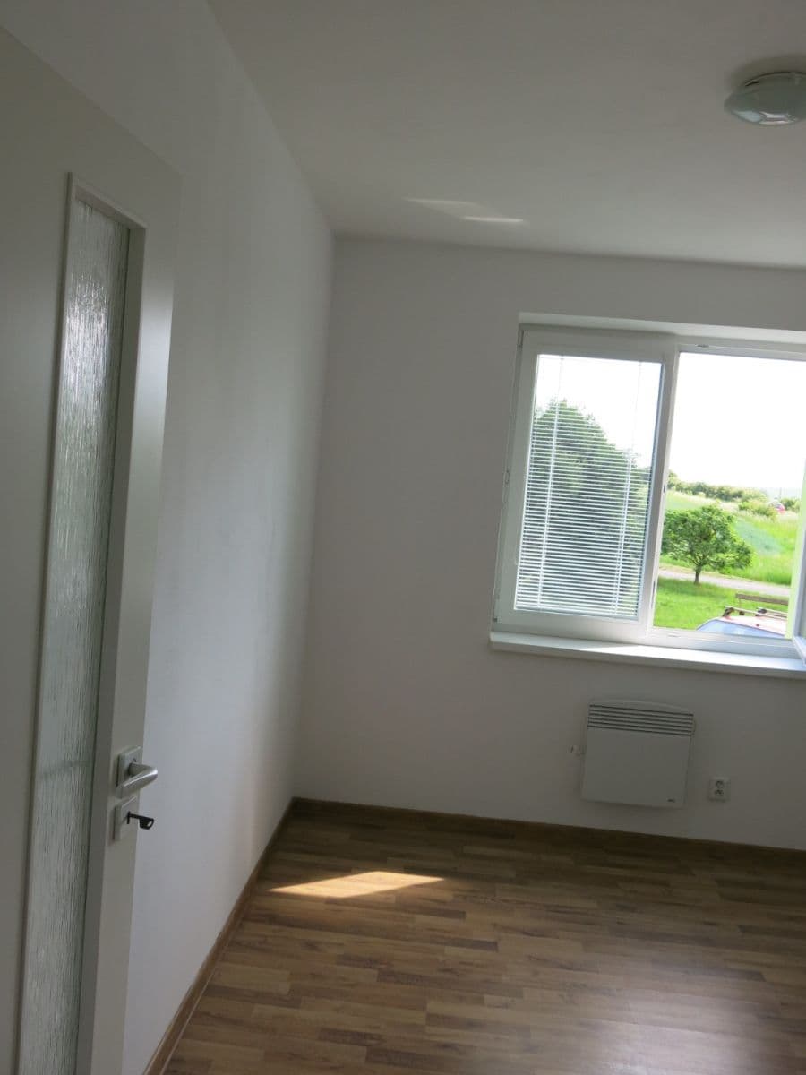 Pronájem bytu 2+kk 44 m², Sportovní, Zbýšov, Jihomoravský kraj Pronájem bytu 2+kk 44 m², Sportovní, Zbýšov, Jihomoravský kraj