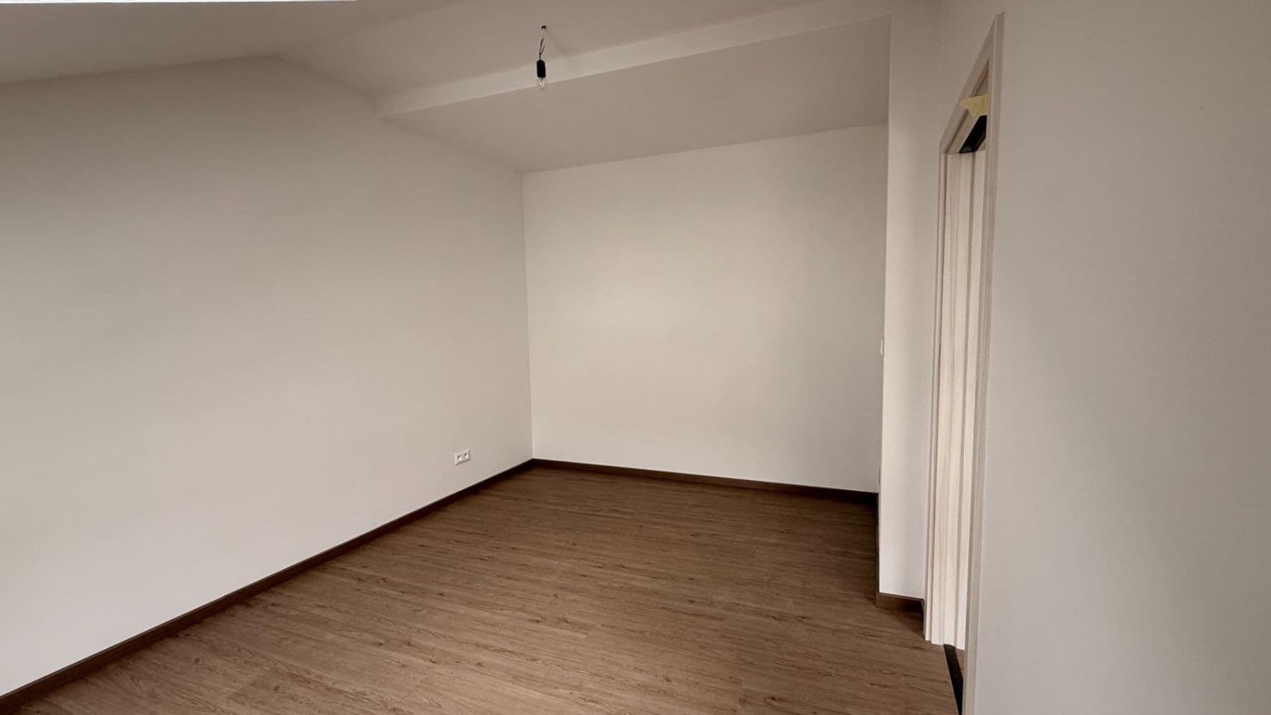 Prodej bytu 2+kk 43 m², Faměrovo náměstí, Brno, Jihomoravský kraj Prodej bytu 2+kk 43 m², Faměrovo náměstí, Brno, Jihomoravský kraj